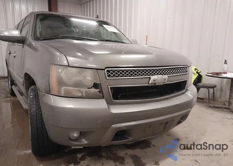 2007 Chevrolet Suburban 1500 Ltz из США, поврежденный, VIN 1GNFK16397J255558